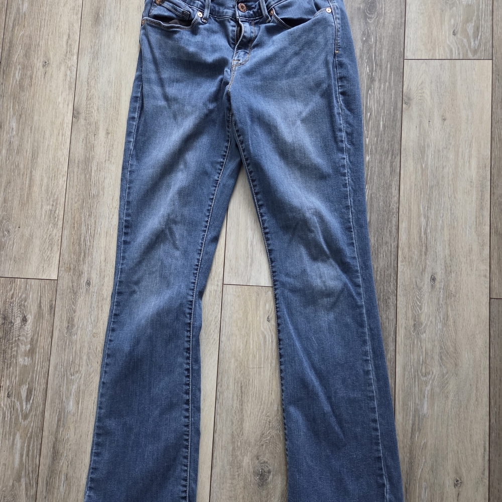 Levi's Women's Boot Cut Jeans in Blue